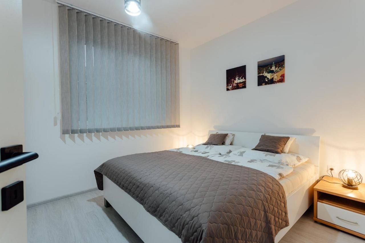 Apartman Vo Vile Kammergraf บันสกา ชีอาว์นีซา ภายนอก รูปภาพ