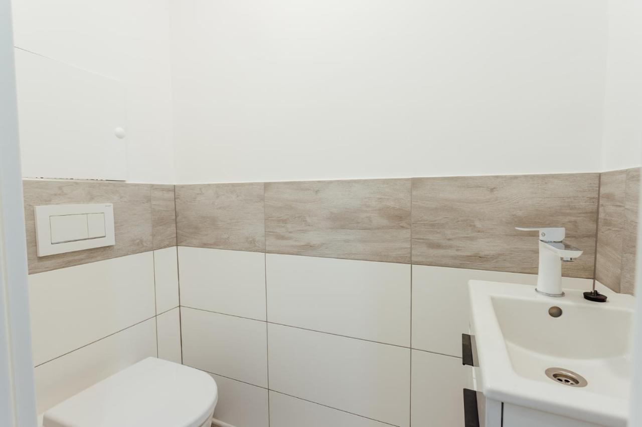 Apartman Vo Vile Kammergraf บันสกา ชีอาว์นีซา ภายนอก รูปภาพ