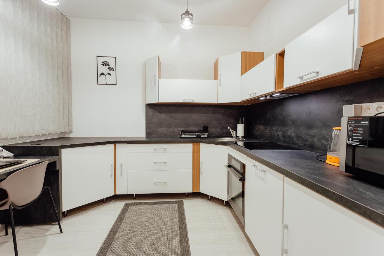 Apartman Vo Vile Kammergraf บันสกา ชีอาว์นีซา ภายนอก รูปภาพ