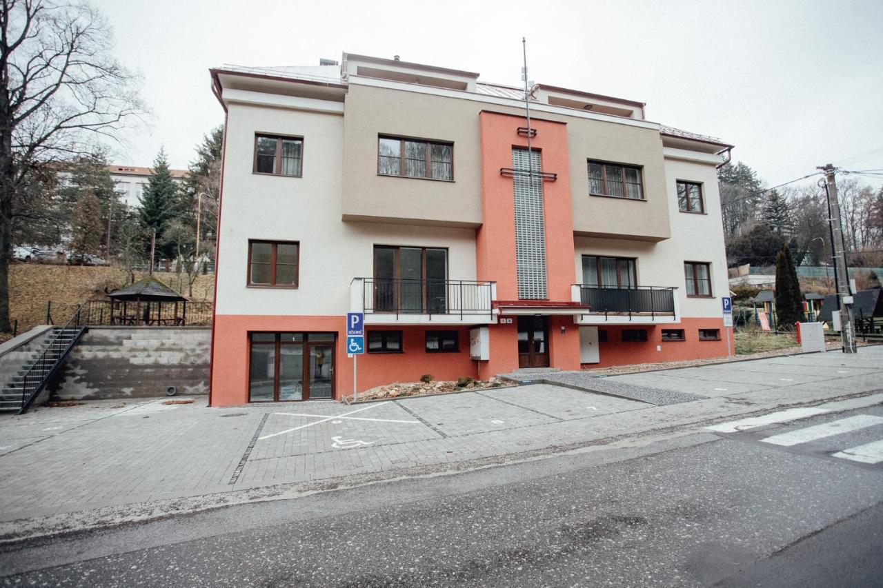Apartman Vo Vile Kammergraf บันสกา ชีอาว์นีซา ภายนอก รูปภาพ