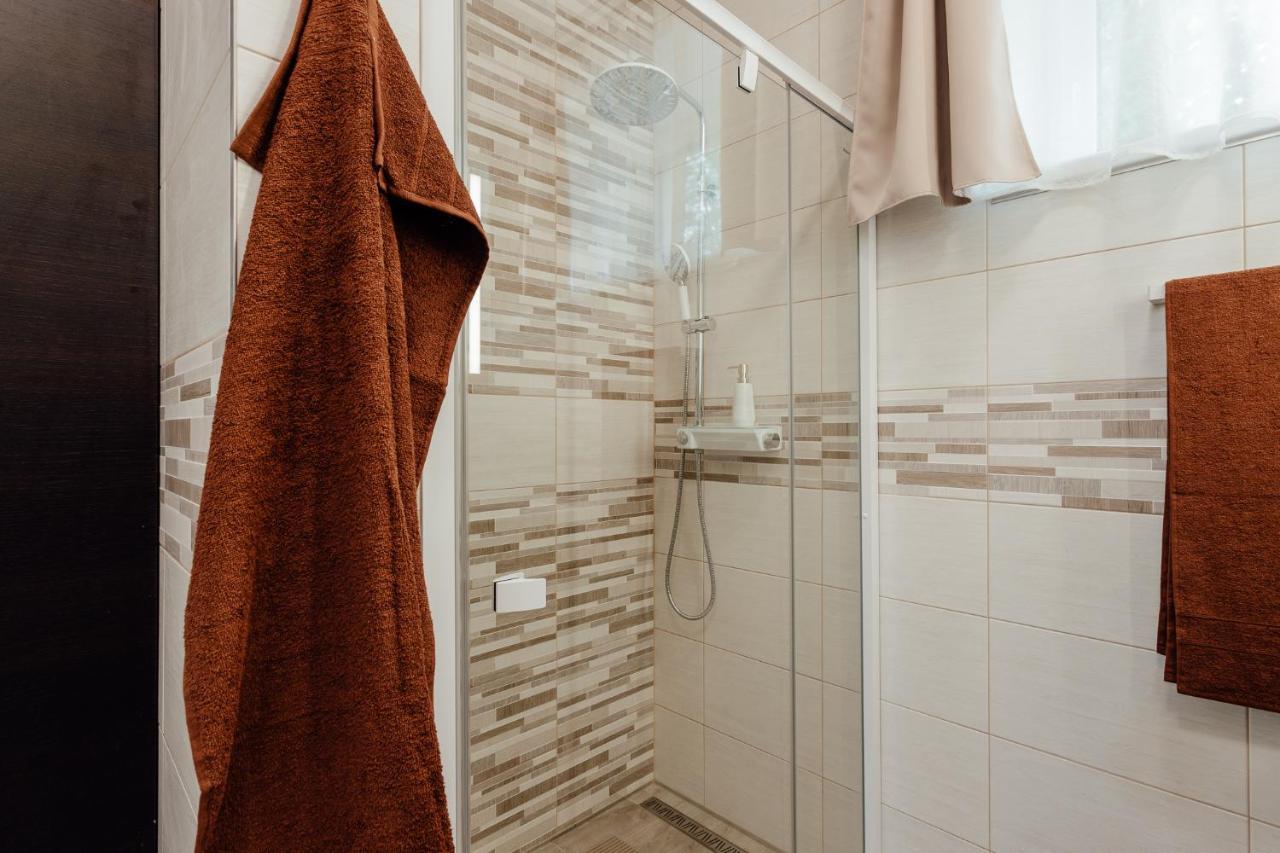 Apartman Vo Vile Kammergraf บันสกา ชีอาว์นีซา ภายนอก รูปภาพ