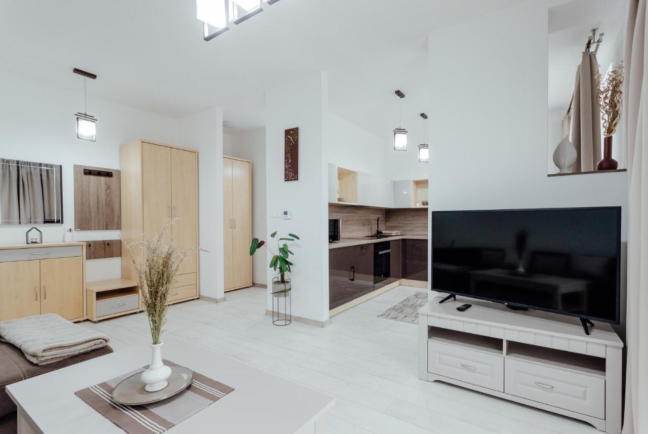 Apartman Vo Vile Kammergraf บันสกา ชีอาว์นีซา ภายนอก รูปภาพ