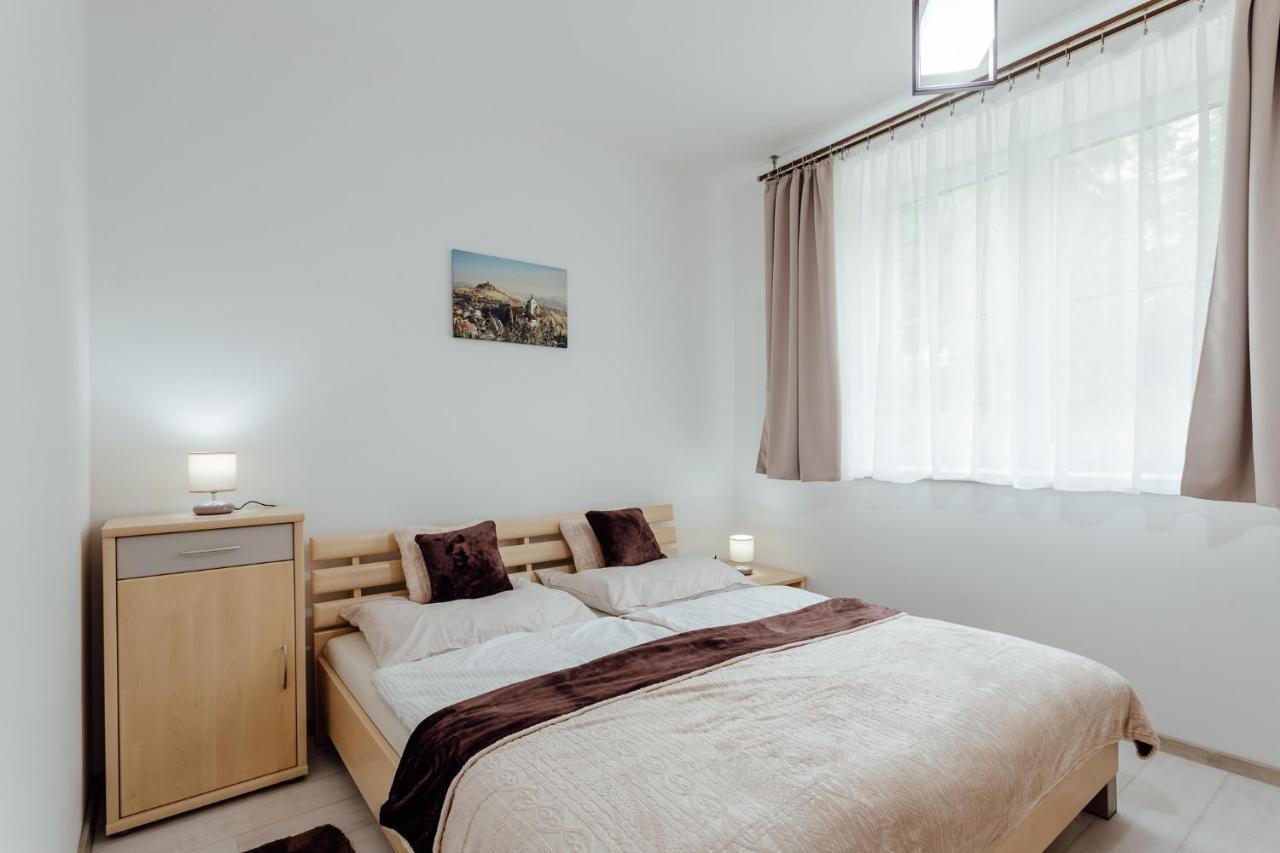Apartman Vo Vile Kammergraf บันสกา ชีอาว์นีซา ภายนอก รูปภาพ